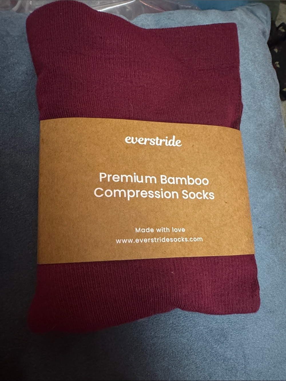 Everstride Women's Premium Bamboo Compression Socks - Wine